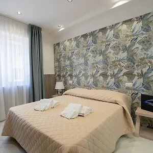 Guest house Hr Boutique Porto, Centro, By Clapa Group, Naples