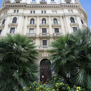Piazza Bovio 22 Nápoles